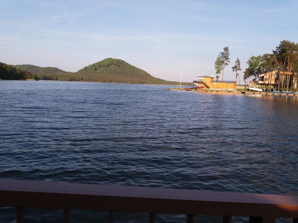Penzion Diana Machovo Jezero Staré Splavy Exterior foto